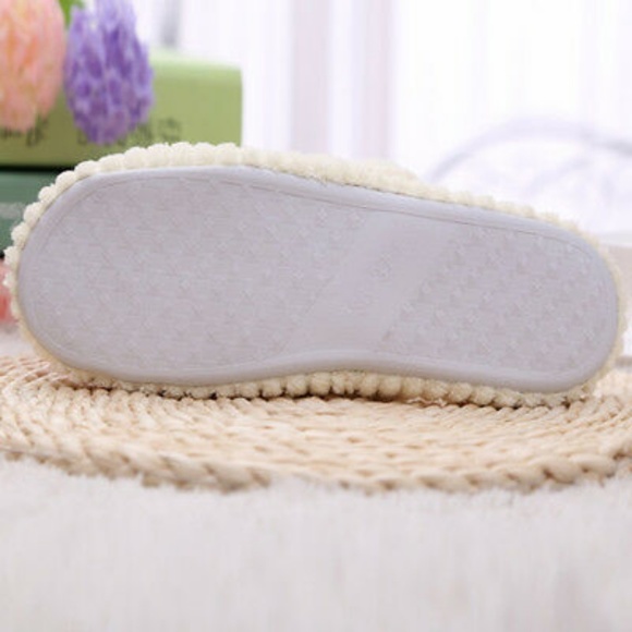 Soft Plush Beige Slippers - Picture 4 of 4